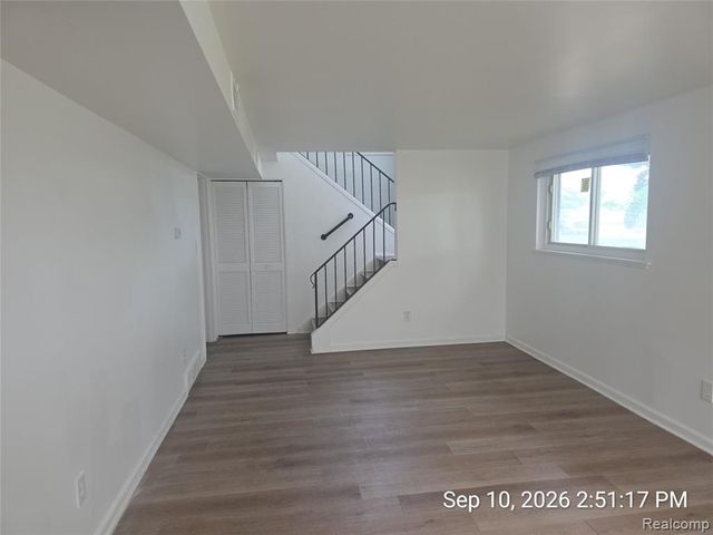 4882 Southfield Road, Dearborn Heights, MI 48125