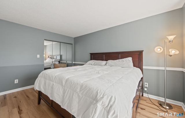 1 Forest Glen Circle 11, Middletown, CT 06457