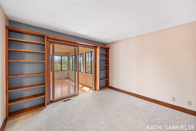 313 Stickney Ridge Road, Grand Haven, MI 49417