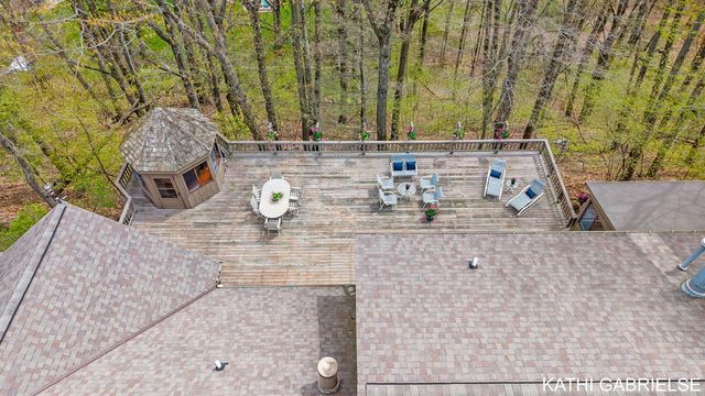 313 Stickney Ridge Road, Grand Haven, MI 49417