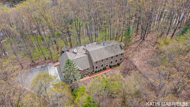 313 Stickney Ridge Road, Grand Haven, MI 49417