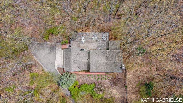 313 Stickney Ridge Road, Grand Haven, MI 49417