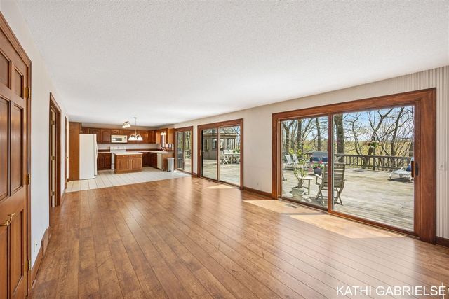 313 Stickney Ridge Road, Grand Haven, MI 49417