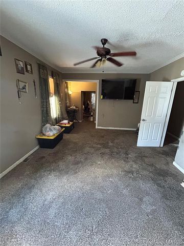 5240 Louisiana Avenue, St Louis, MO 63111