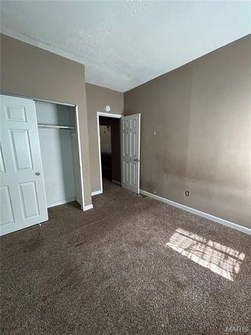 5240 Louisiana Avenue, St Louis, MO 63111