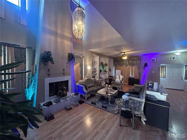 5240 Louisiana Avenue, St Louis, MO 63111