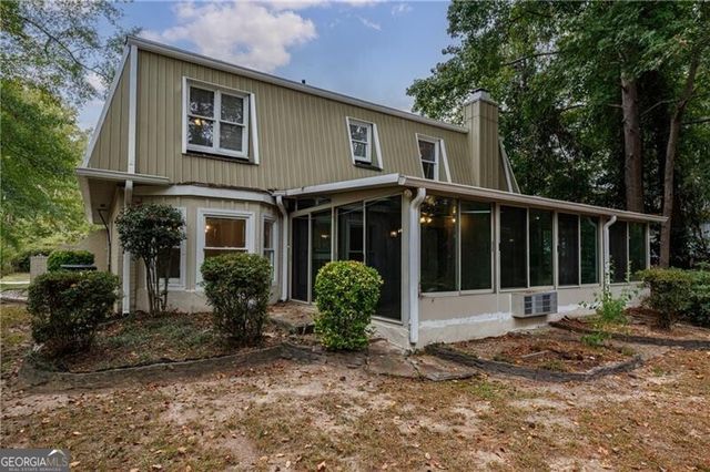 6300 Ponderosa Court, Atlanta, GA 30349