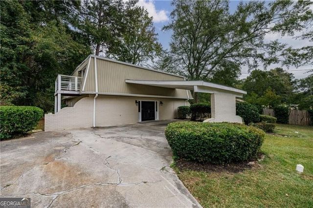 6300 Ponderosa Court, Atlanta, GA 30349