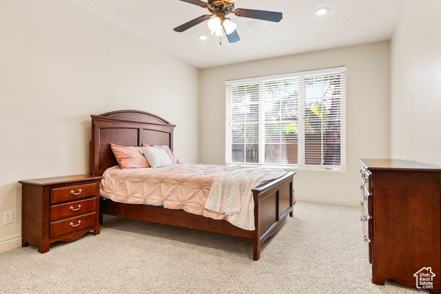 1394 N BOSTON RD, Washington, UT 84780