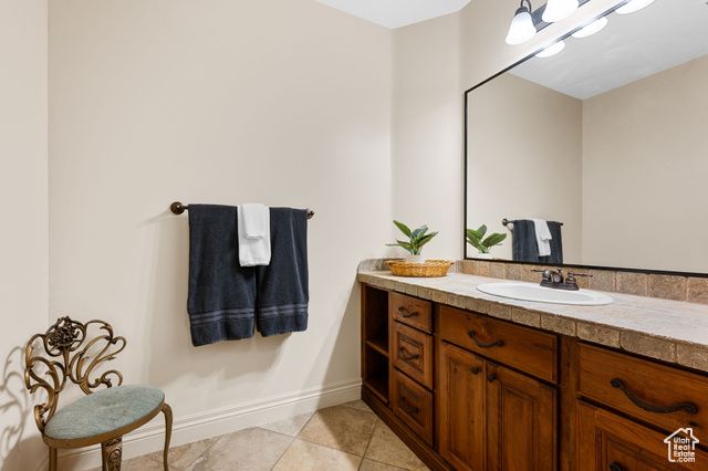 1394 N BOSTON RD, Washington, UT 84780