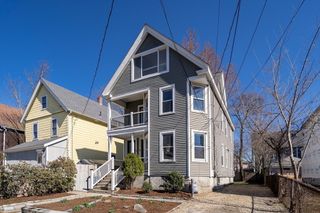 58-60 Elmwood 58, Somerville, MA 02144