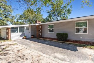 909 Montclair Road, Fayetteville, NC 28314