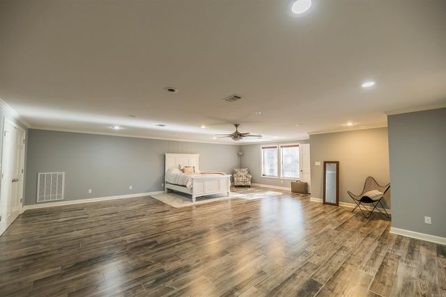 5053 Lisbon Rd, Smackover, AR 71762