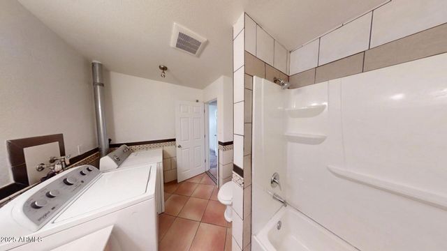 4109 E MORELAND Street 2, Phoenix, AZ 85008