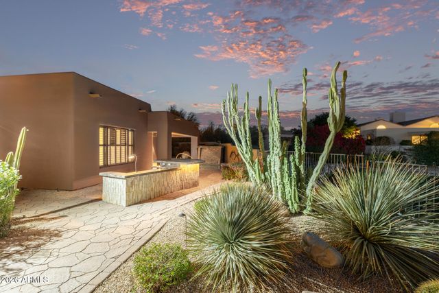 8406 E CALLE BUENA Vista, Scottsdale, AZ 85255