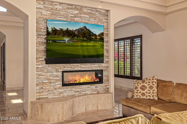 8406 E CALLE BUENA Vista, Scottsdale, AZ 85255