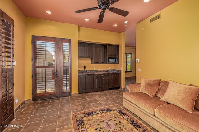 8406 E CALLE BUENA Vista, Scottsdale, AZ 85255