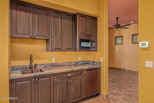 8406 E CALLE BUENA Vista, Scottsdale, AZ 85255