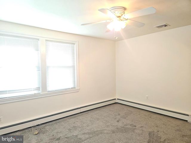 2733 LIMEKILN PIKE, Glenside, PA 19038