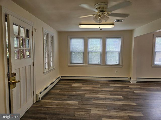 2733 LIMEKILN PIKE, Glenside, PA 19038