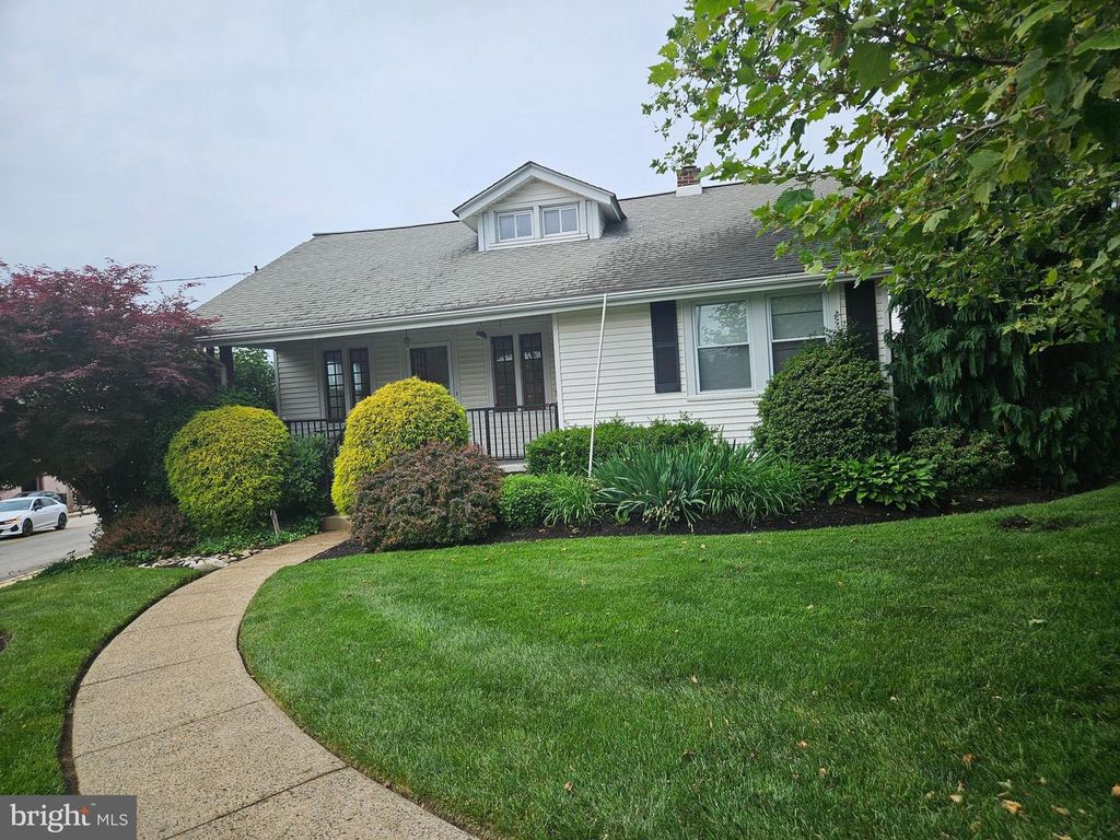2733 LIMEKILN PIKE, Glenside, PA 19038