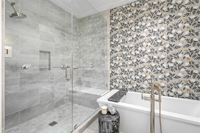 6017 Memorial 202, Houston, TX 77007