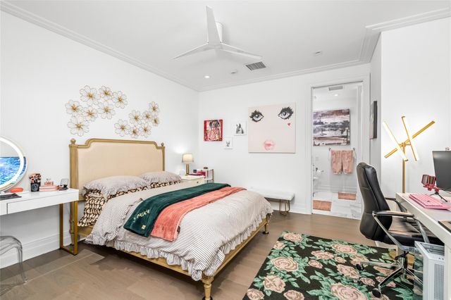 6017 Memorial 202, Houston, TX 77007