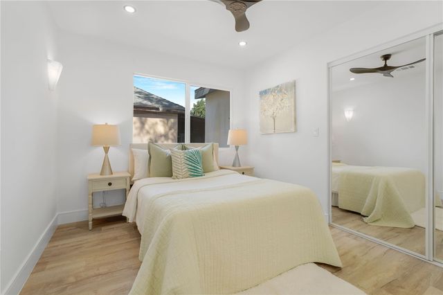5126 6th Ave, Los Angeles, CA 90043