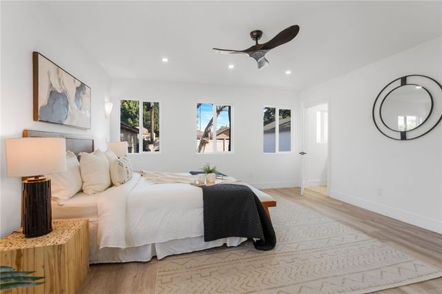 5126 6th Ave, Los Angeles, CA 90043