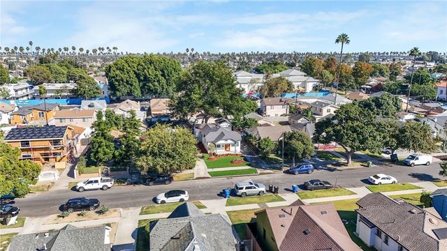 5126 6th Ave, Los Angeles, CA 90043
