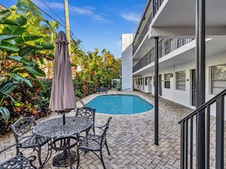 215 NE 16th Avenue 203, Fort Lauderdale, FL 33301