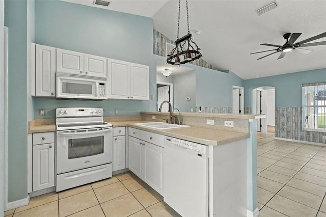 1298 N TIMUCUAN TRAIL, Inverness, FL 34453