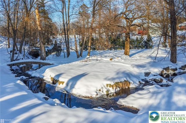 507 East Station Avenue, Coopersburg Boro, PA 18036