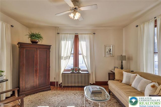 507 East Station Avenue, Coopersburg Boro, PA 18036