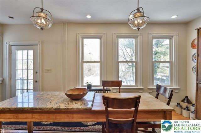 507 East Station Avenue, Coopersburg Boro, PA 18036