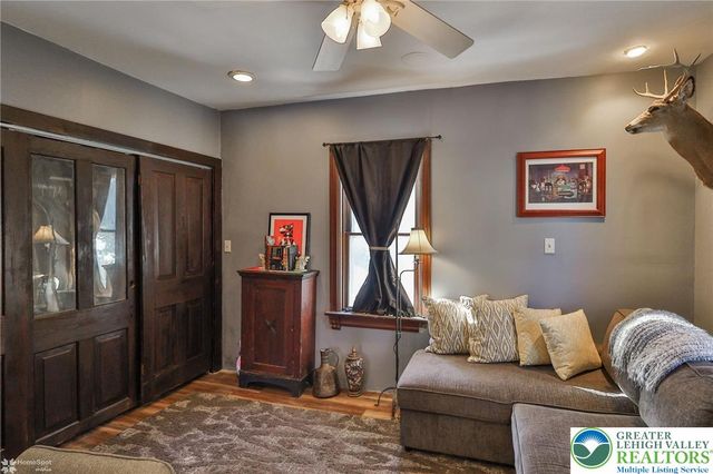 507 East Station Avenue, Coopersburg Boro, PA 18036