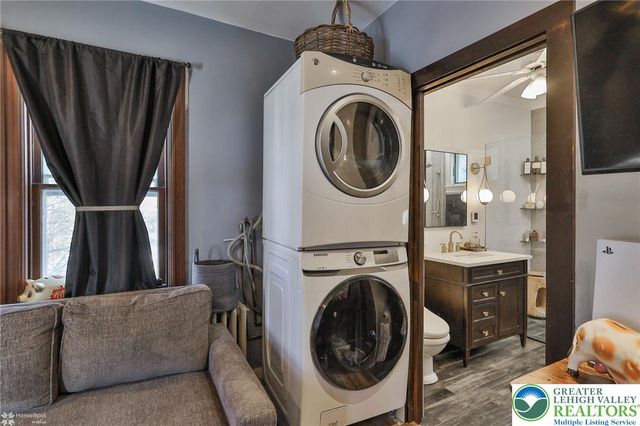 507 East Station Avenue, Coopersburg Boro, PA 18036