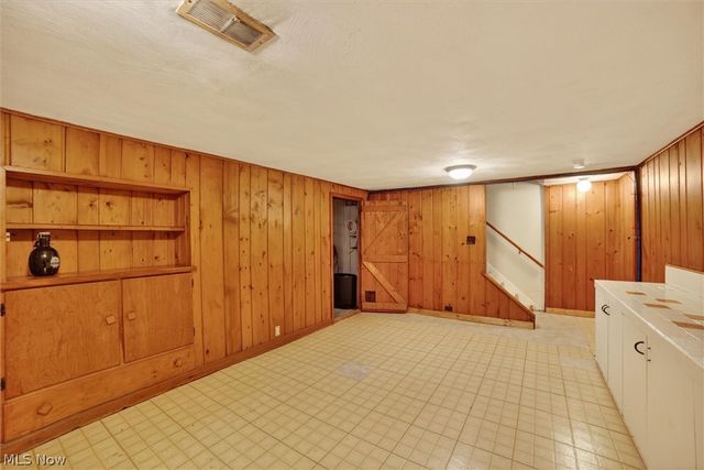 1139 Castleton Road, Cleveland Heights, OH 44121