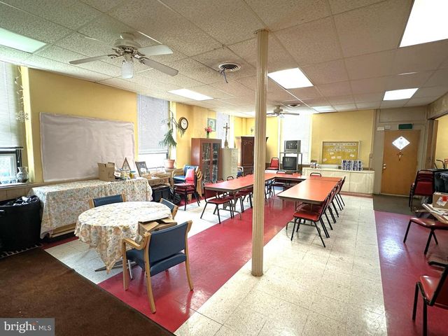 1542 N GILMOR ST, Baltimore, MD 21217