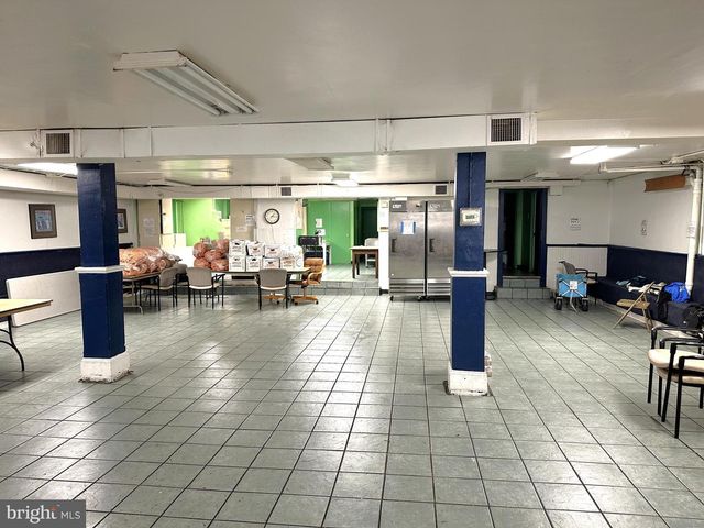 1542 N GILMOR ST, Baltimore, MD 21217