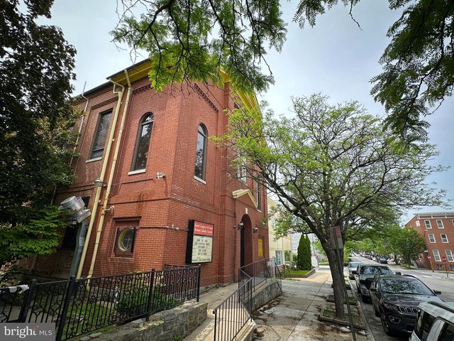 1542 N GILMOR ST, Baltimore, MD 21217