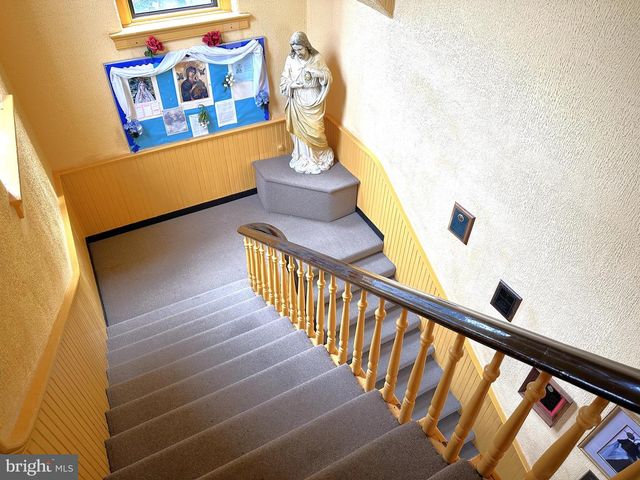 1542 N GILMOR ST, Baltimore, MD 21217