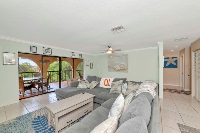 7517 34TH AVENUE W 6, Bradenton, FL 34209