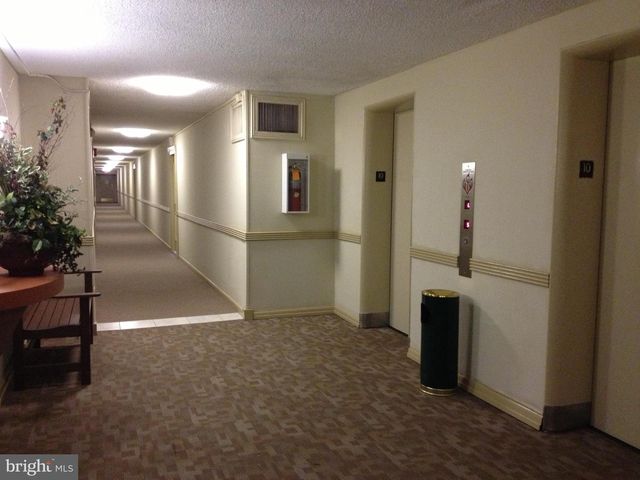 1030 E LANCASTER AVENUE #520, Bryn Mawr, PA 19010