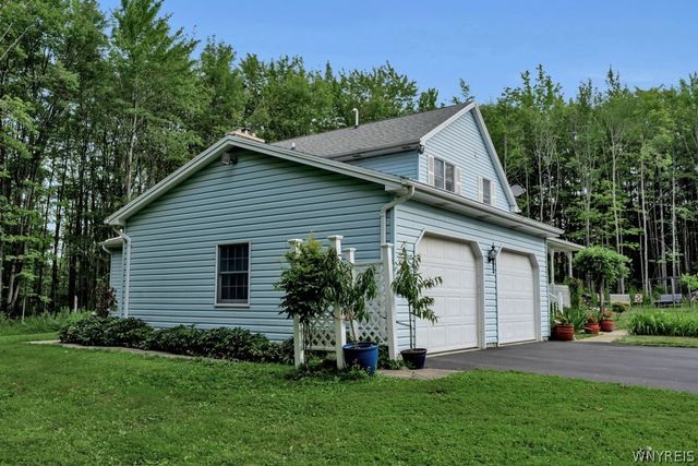 7700 Bleistein Road, Colden, NY 14170