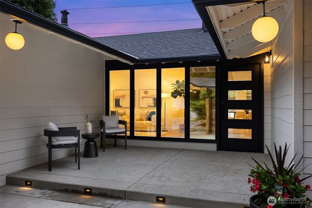 4713 125th Avenue SE, Bellevue, WA 98006