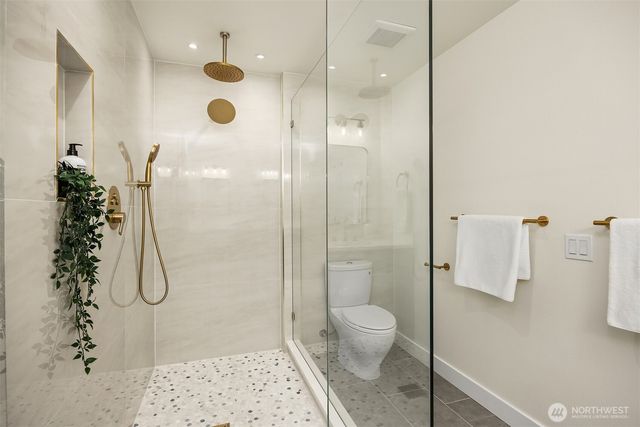 4713 125th Avenue SE, Bellevue, WA 98006