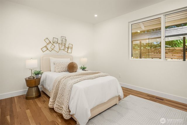 4713 125th Avenue SE, Bellevue, WA 98006