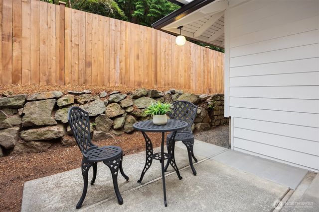4713 125th Avenue SE, Bellevue, WA 98006
