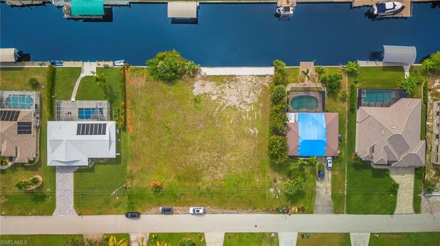 1936 Coral Point DR, Cape Coral, FL 33990